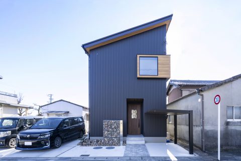 2階でひらく暮らし。